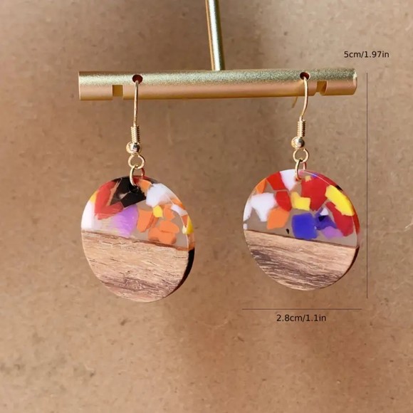 Modern Circular Resin and Wood-Look Earrings - Picture 2 of 4